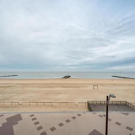 Lägenhet Modern Seaside Escape