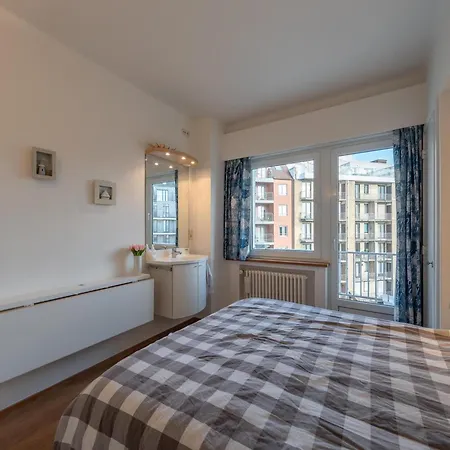 Modern Seaside Escape Apartman *